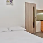 Karlsbad City Apartment Apartment *
