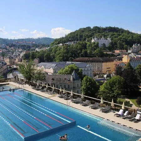 Karlsbad City Apartment *